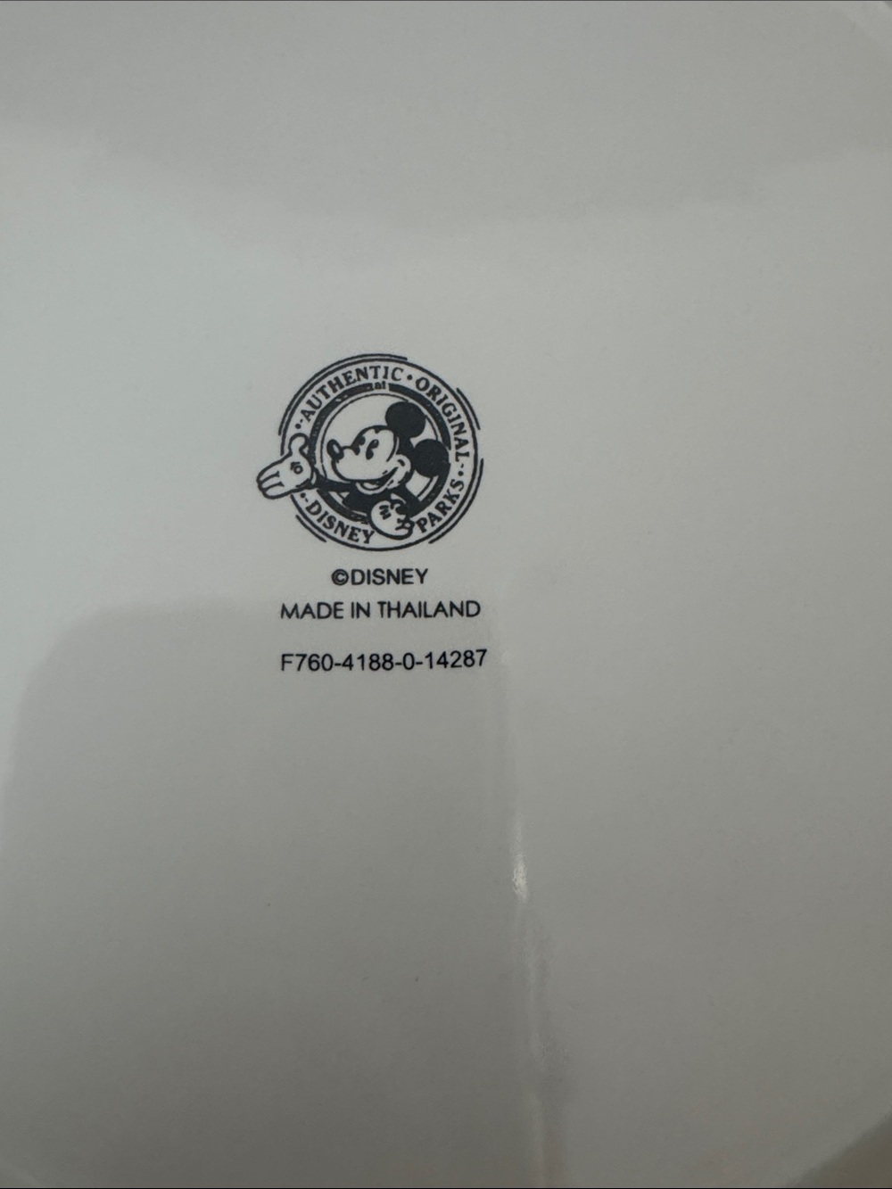 Mickey Mouse Plate - Picture 2 of 3